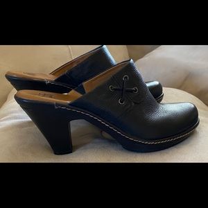 Sofft Black Mules Clogs